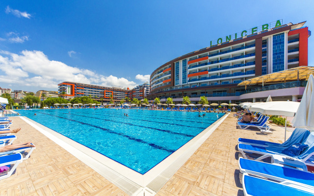 Lonicera Resort & Spa Hotel