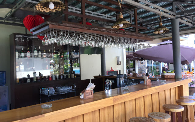 Coron Soleil Express Hotel