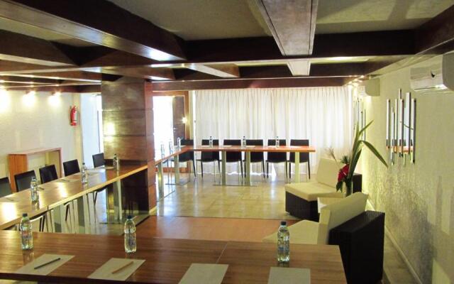 Baie des Anges Apart Hotel & Spa