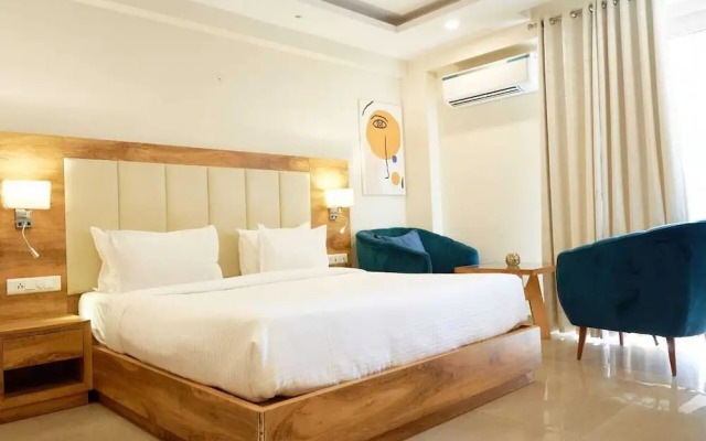 Golf View Suites
