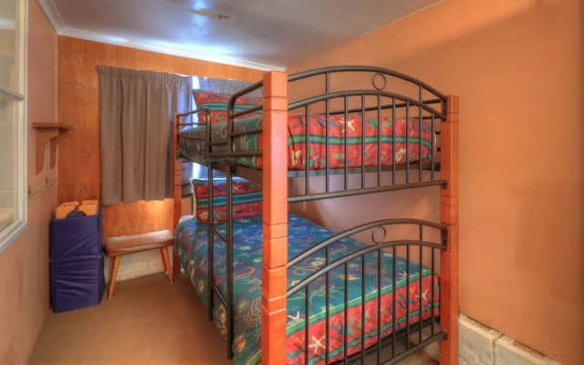 Sommers Bay Beach House – Guest Rooms – Murdunna