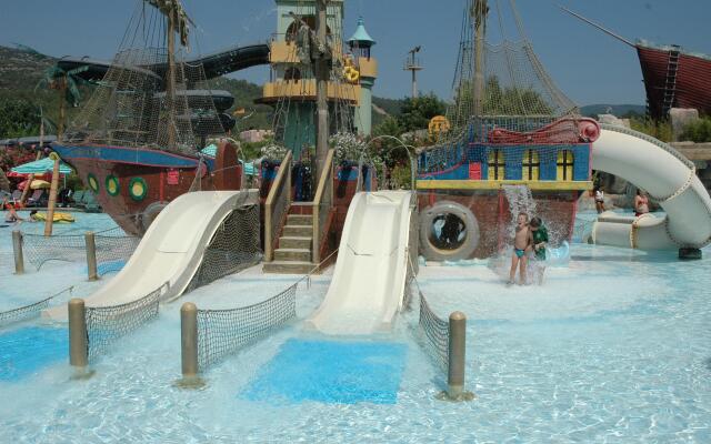 Aqua Fantasy Aquapark Hotel & Spa - All Inclusive