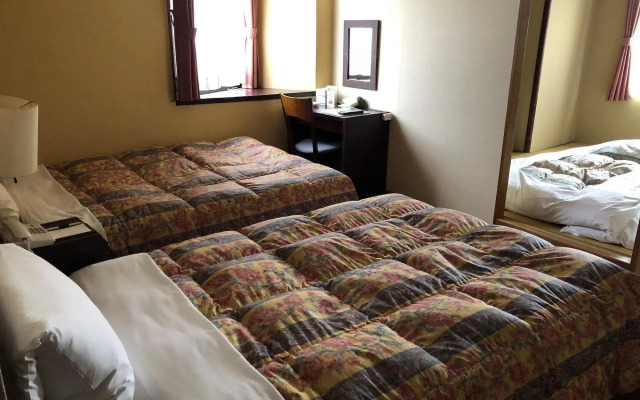 Hotel Econo Kanazawa Station