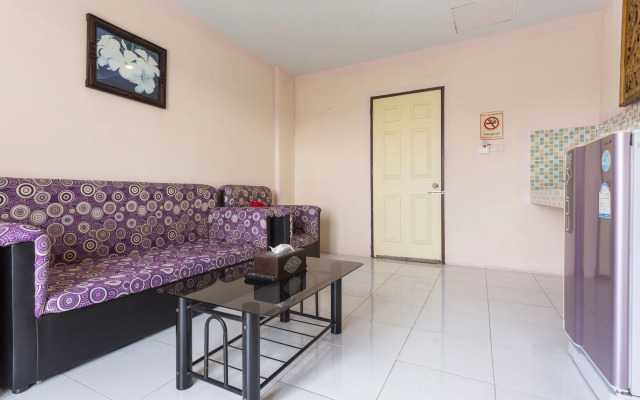 OYO 75356 Thipsiri Lodge