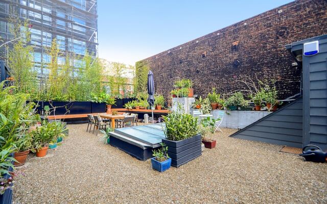 Newly Remodeled Loft In Lower Nob Hill 2 Bedroom Home by RedAwning