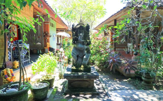 Mertha Jati Hotel & Bungalow