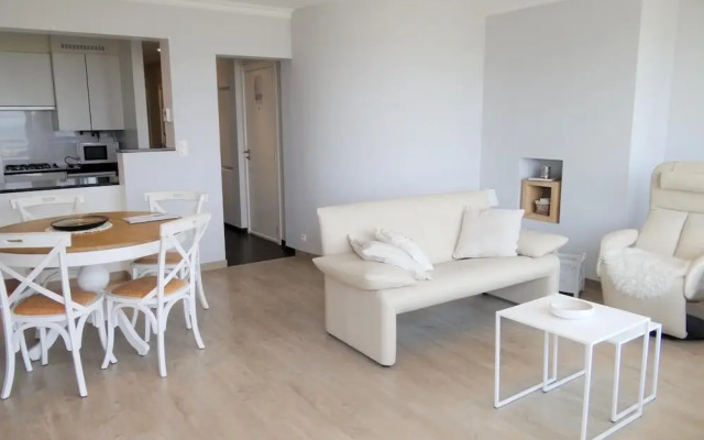 Apartment in Nieuwpoort With sea View