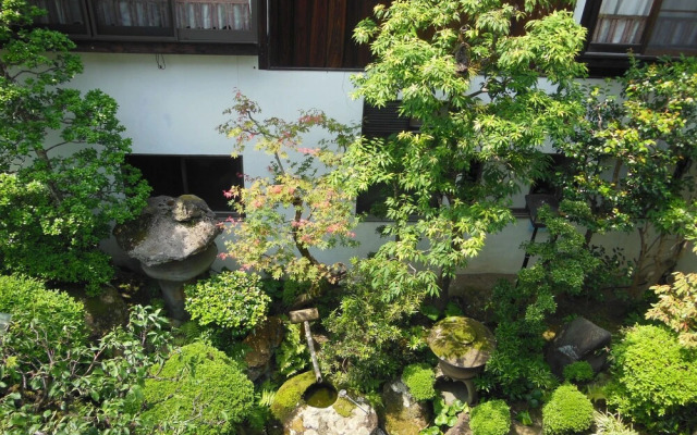 Hayakawa Economy Inn