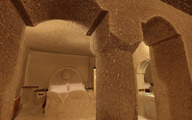 Grand Cave Suites
