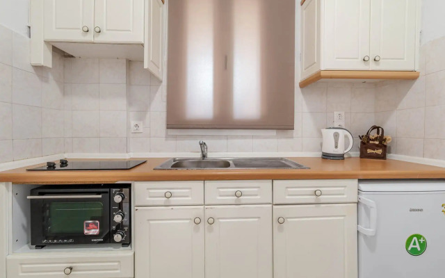 Old Well Apartment & Studio