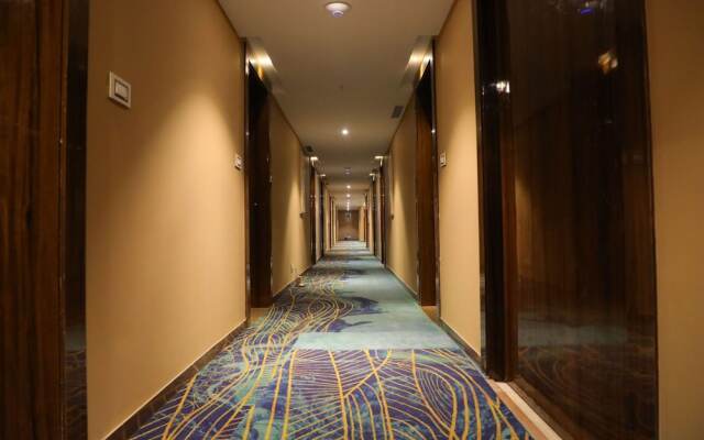 Oaktree Hotel