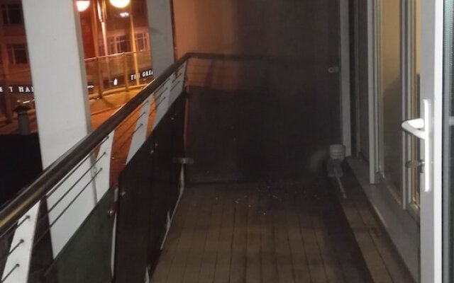 Lizzy Continental Apartments