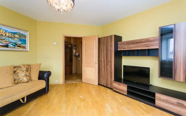 Апартаменты на ул. Краснопрудной, 1