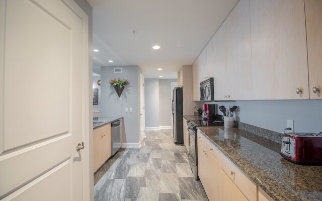 Sea Breeze 1011 Penthouse