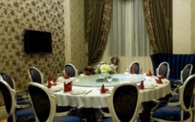 Treasure Island Hotel