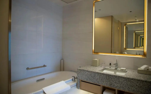 Hyatt Regency Ningbo Hangzhou Bay