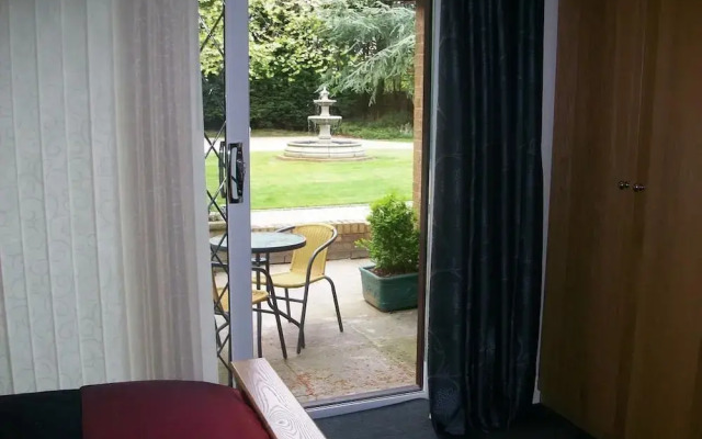 Barncroft Luxury Guest House