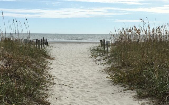 503 Shorewood 2 Bedroom Condo