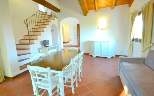 Traditional villa in Stintino with private garden and pool