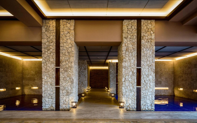 Hotel Shigira Mirage
