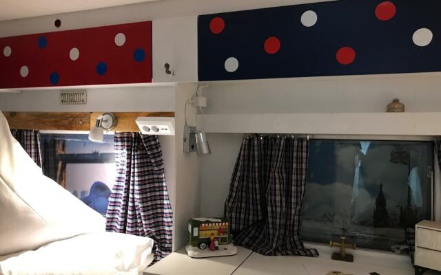 HafenTraum IndoorHostelCamp