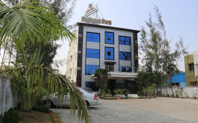 Hotel Bashyam Park