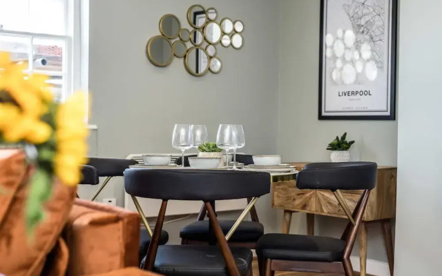 Host Stay Catharine Quarters