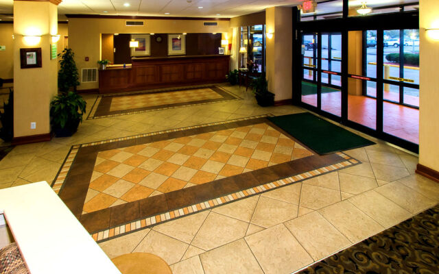 Best Western Premier Airport/Expo Center Hotel