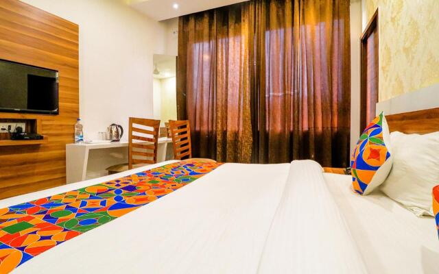 Fabexpress Golden Velvet