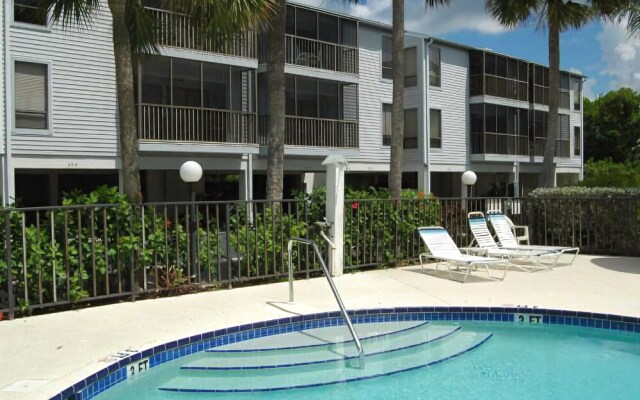 Cove at Sandy Pointe Unit 202a