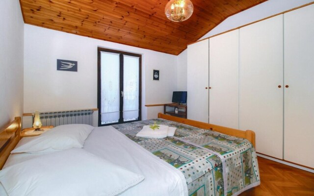 Stunning Apartment in Umag With 2 Bedrooms