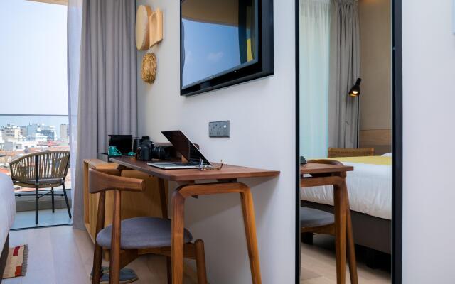 Hotel Indigo Larnaca by IHG