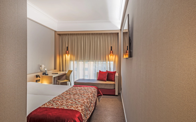 Airotel Stratos Vassilikos Hotel