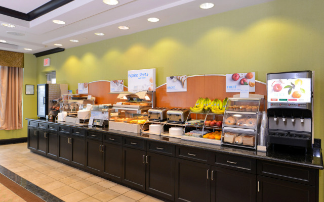 Holiday Inn Express & Suites Halifax Airport by IHG