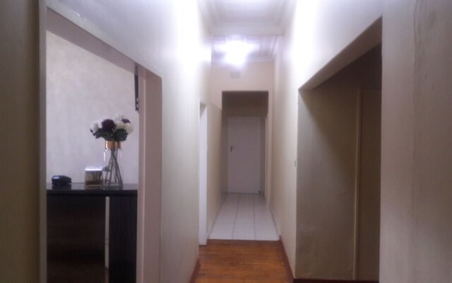 Alika Guest House
