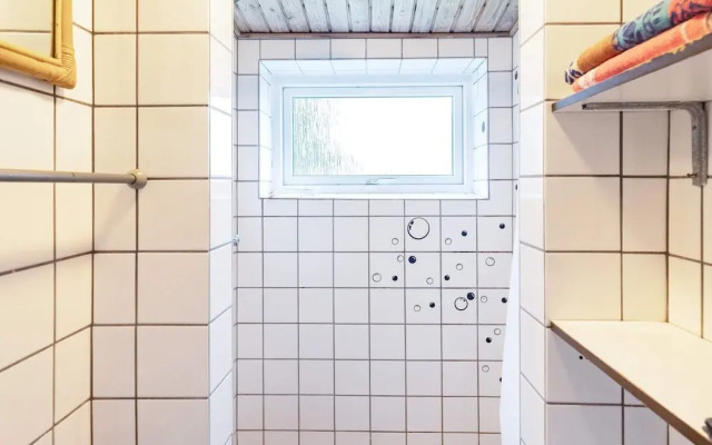 6 Person Holiday Home in Frostrup
