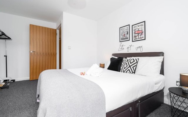 Retro 1 Bedroom Comfy Apartment - City Centre