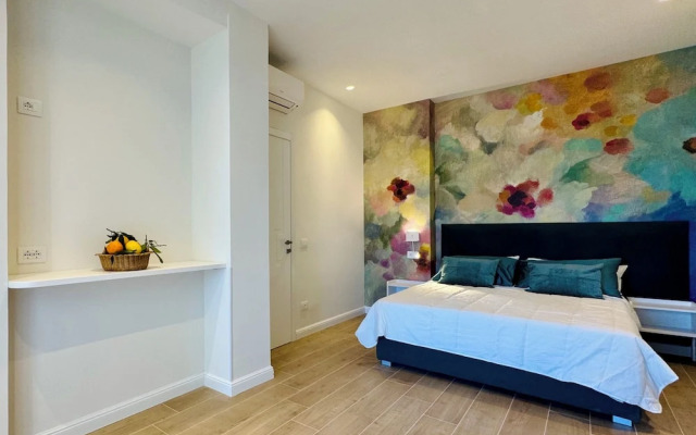 YourHome - Il Pino Rooms & Apartment