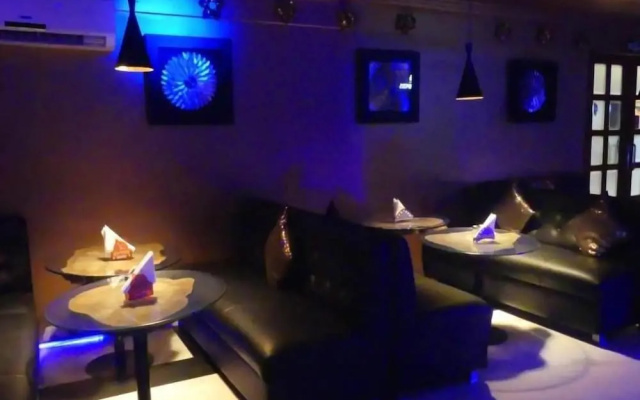 Meenakshi's Sunshine Hotel – Guest Rooms – Madurai