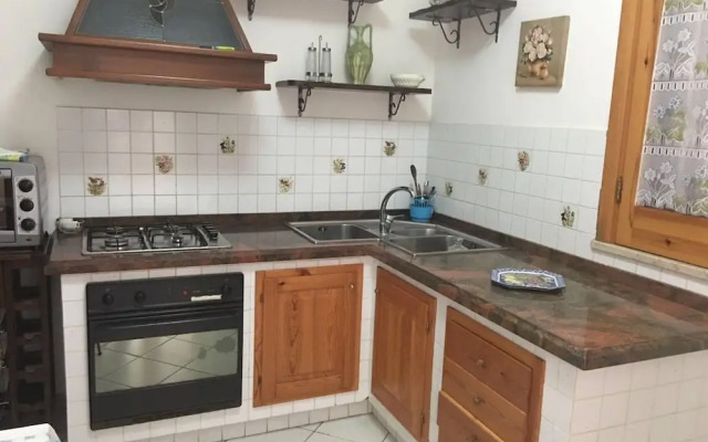 Trilocale In Villa Con Piscina - Clima E Wi-fi