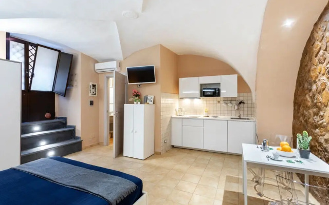 Cerami Studio Flat