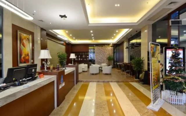 Taizhou Songgu Yunshang Hotel (Huangyan District Government Wuyue Plaza)