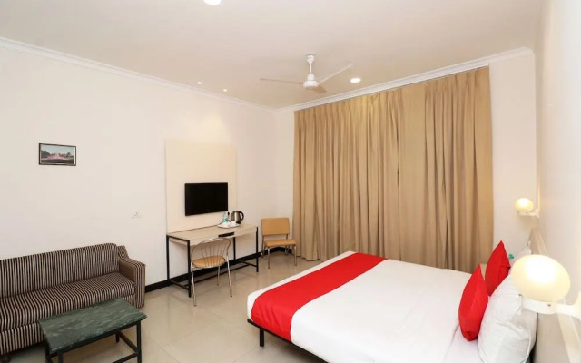 Grand Hotel by OYO Rooms