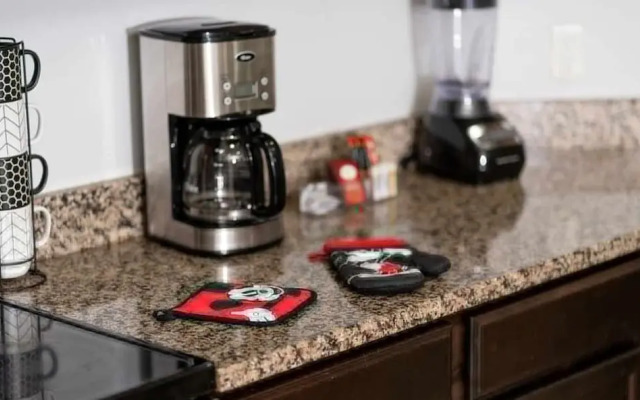 Beautiful Vacation Home Near Disney