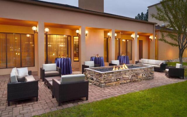 Courtyard Charlotte Arrowood