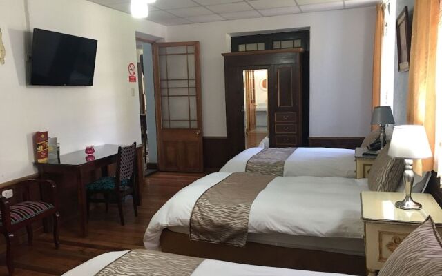 Queen's Villa Hotel Boutique