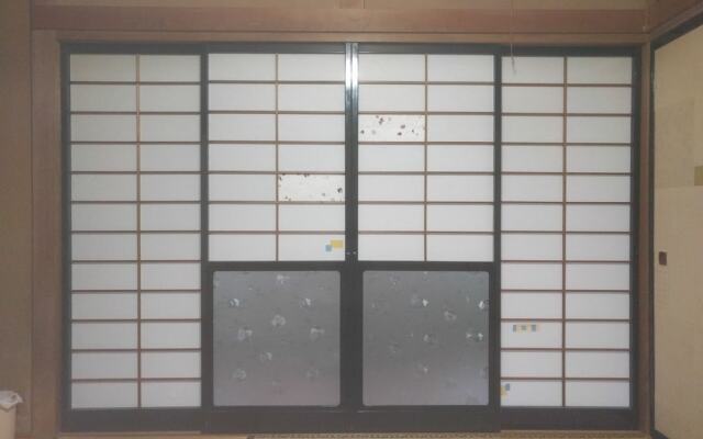 Tomo's hut in Japanese old style