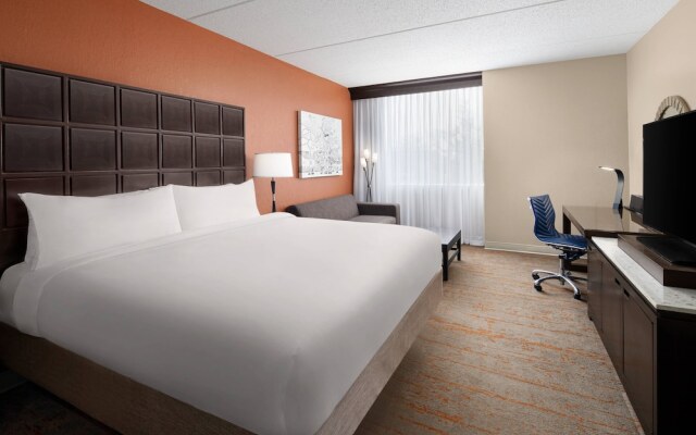 Renaissance Indianapolis North Hotel