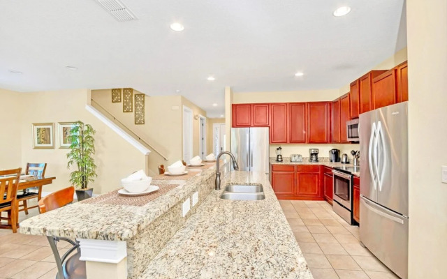 10br Luxury Mansion w Private Pool Netflix