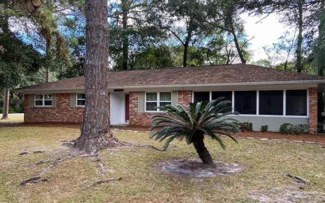 Island Pines 3 Bedroom Home
